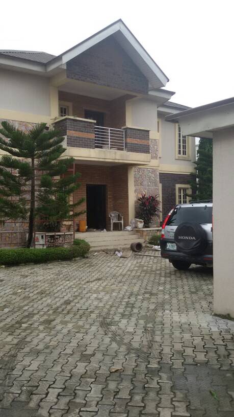 4 Beedroom duplex for Sale in Lekki Area in Etin Osa East, Ajah
