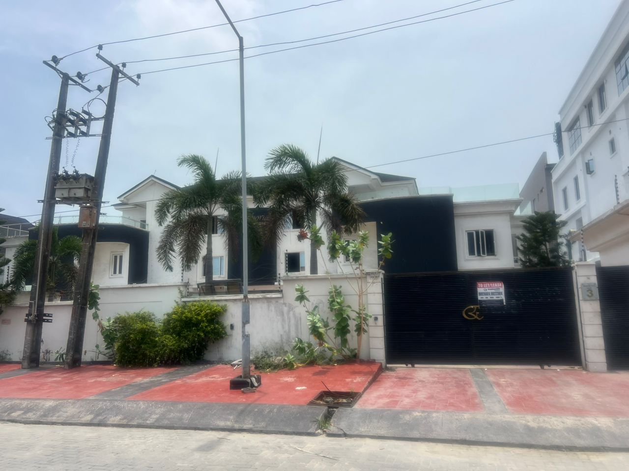 Euphoria Hotel & Suites image 4