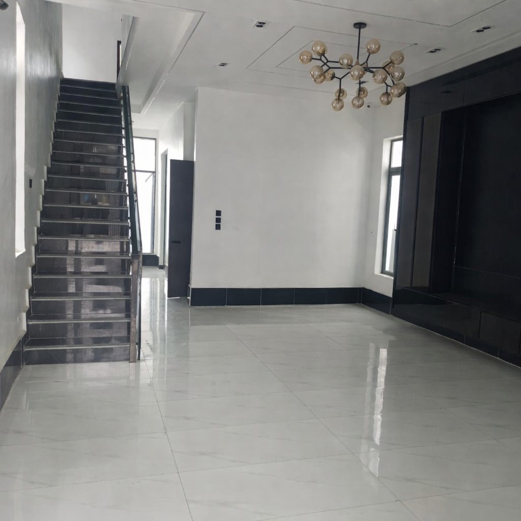 5 Bedroom Detached Duplex image 5